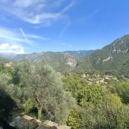Appartement Privatise Dans Maison Utelle Buitenkant foto