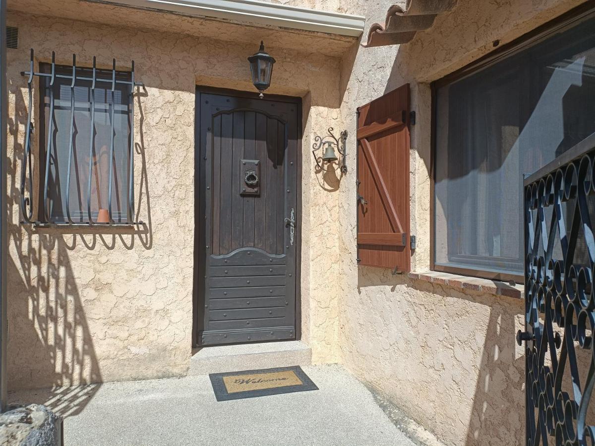 Appartement Privatisé Dans Maison *